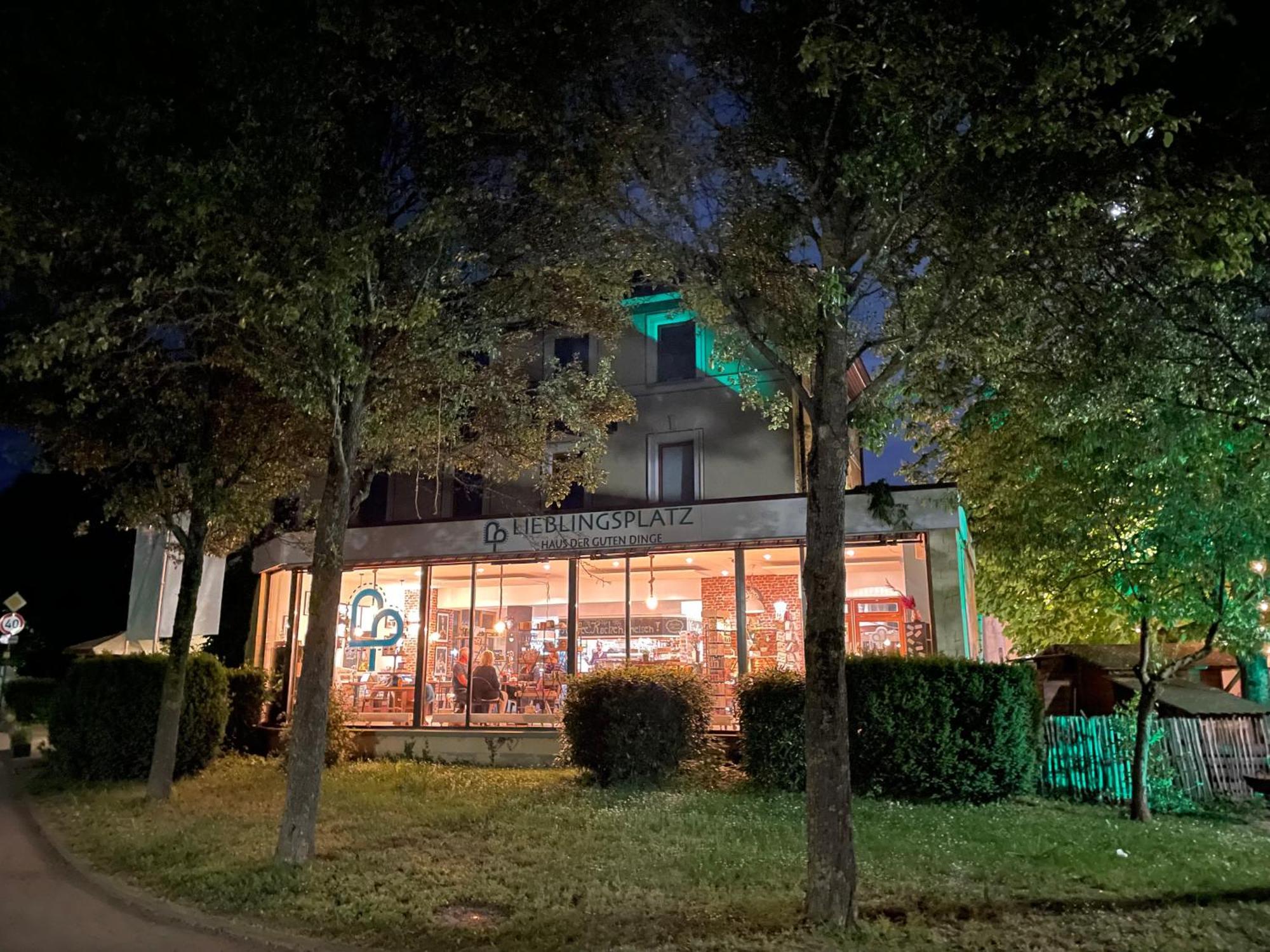 Zum Rayers Cafe-Restaurant & Boutique-Hotel Niederrotweil Exteriör bild