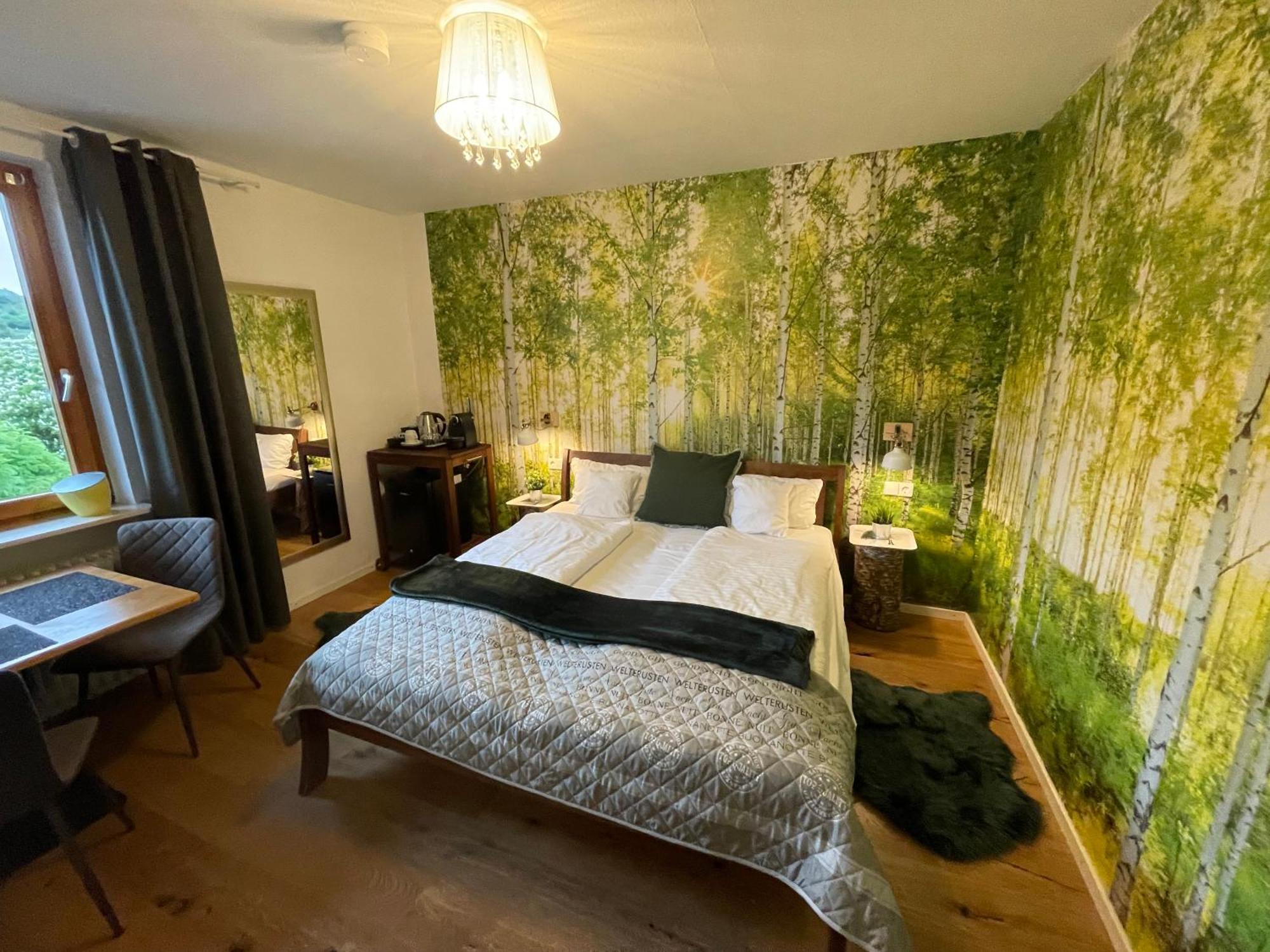 Zum Rayers Cafe-Restaurant & Boutique-Hotel Niederrotweil Rum bild